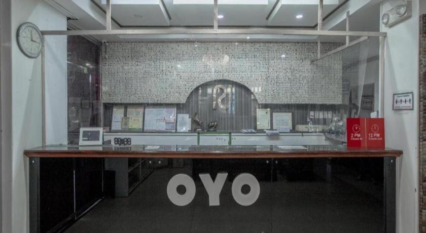 Oyo 700 Pj Inn Hotel Angeles Exterior photo